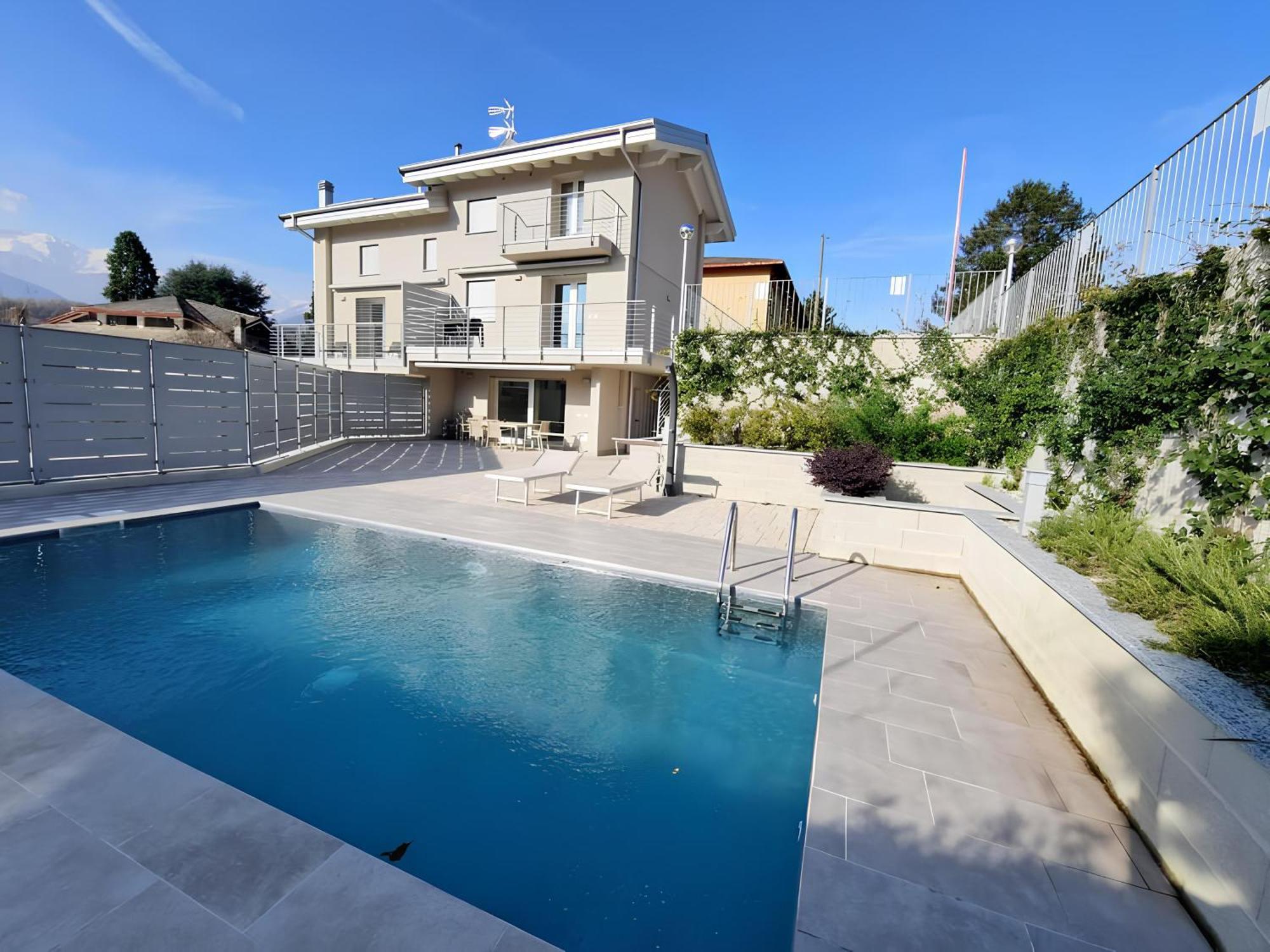 Villa Claudia With Private Pool Colico Buitenkant foto